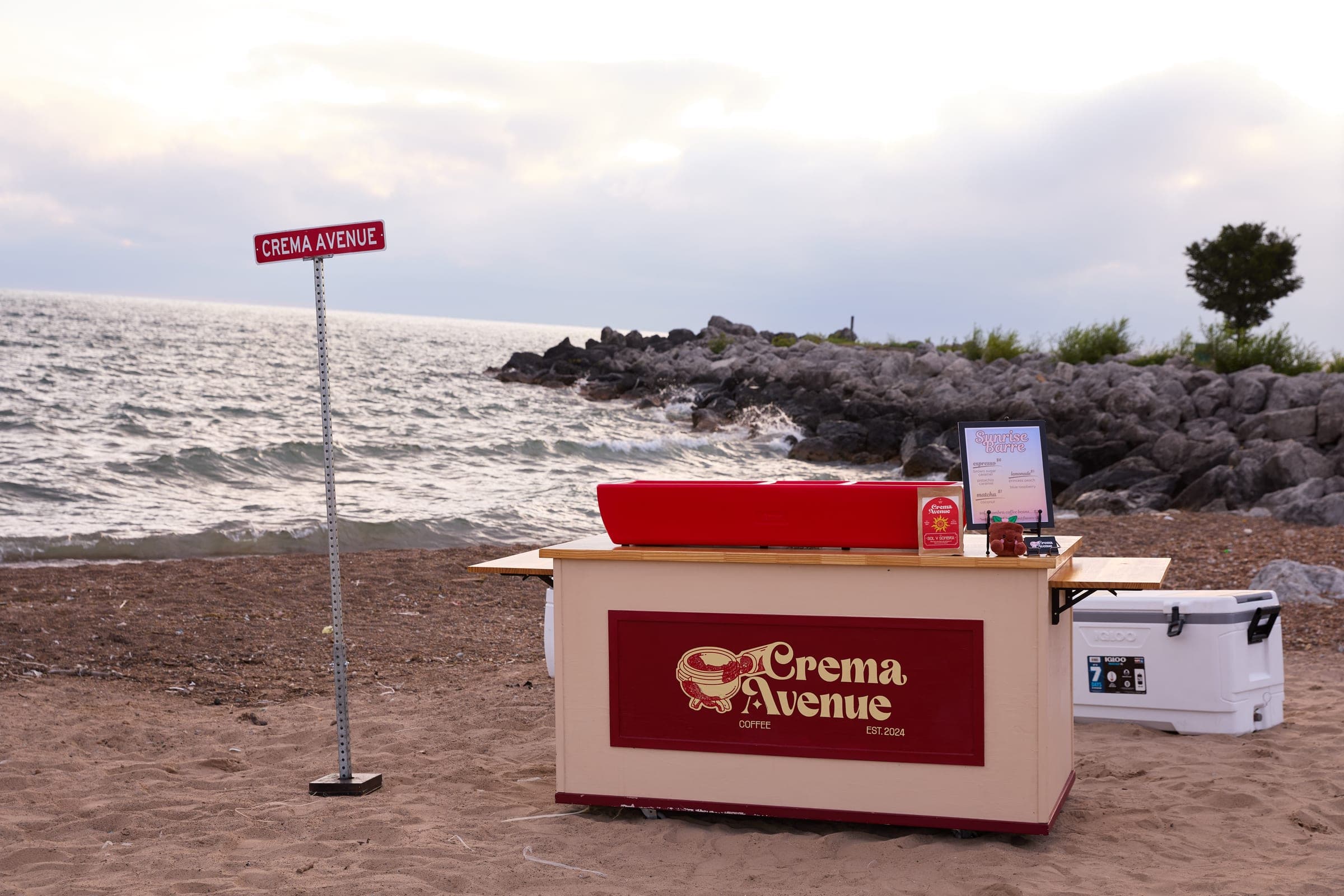 Crema Avenue, frame 10